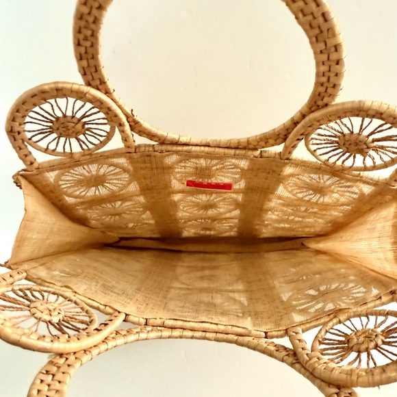 Vintage 70s Woven Wicker Rattan Straw Coastal Tote Bag Boho Hippie Floral - Picture 7 of 8